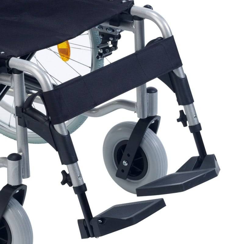 Silla de ruedas de aluminio ligera